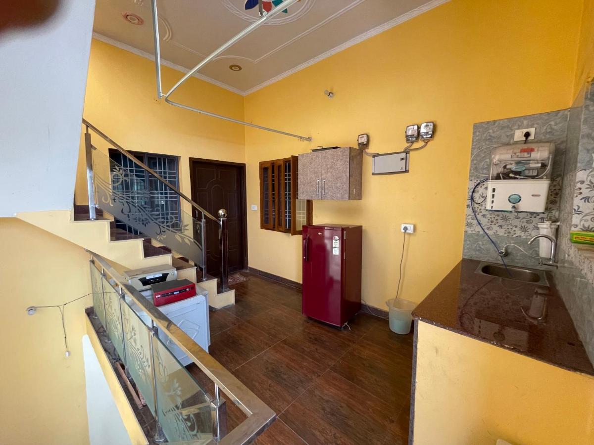 Stayble Homestay Dehradun Exterior photo