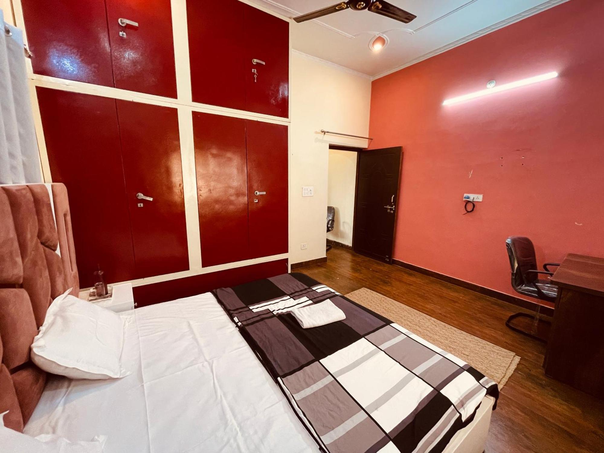 Stayble Homestay Dehradun Exterior photo