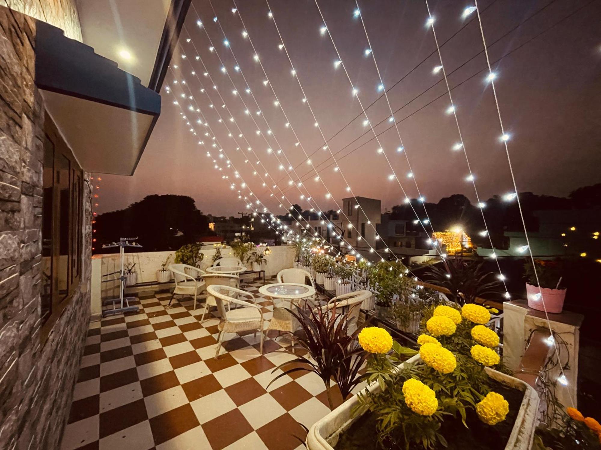 Stayble Homestay Dehradun Exterior photo