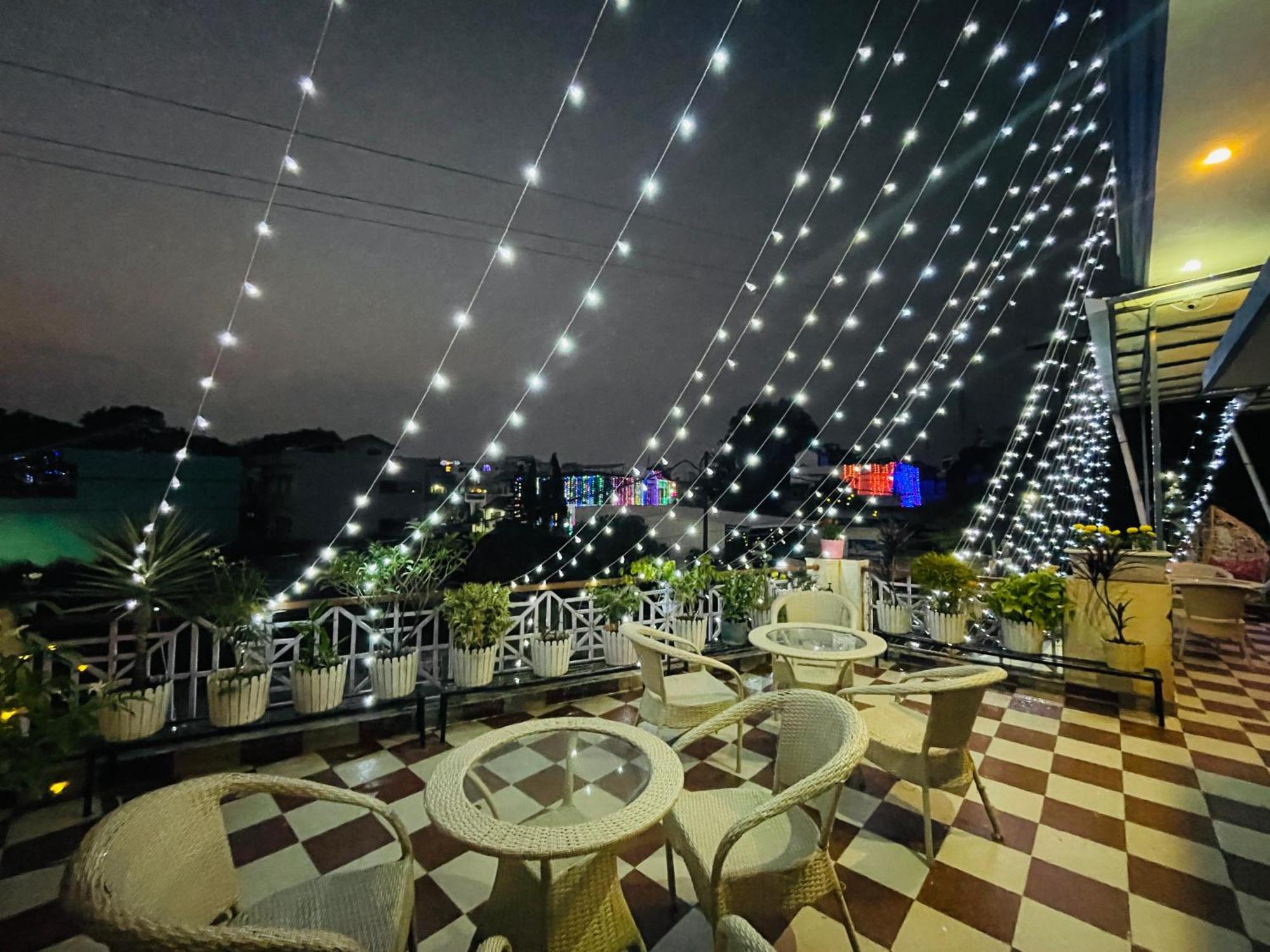 Stayble Homestay Dehradun Exterior photo