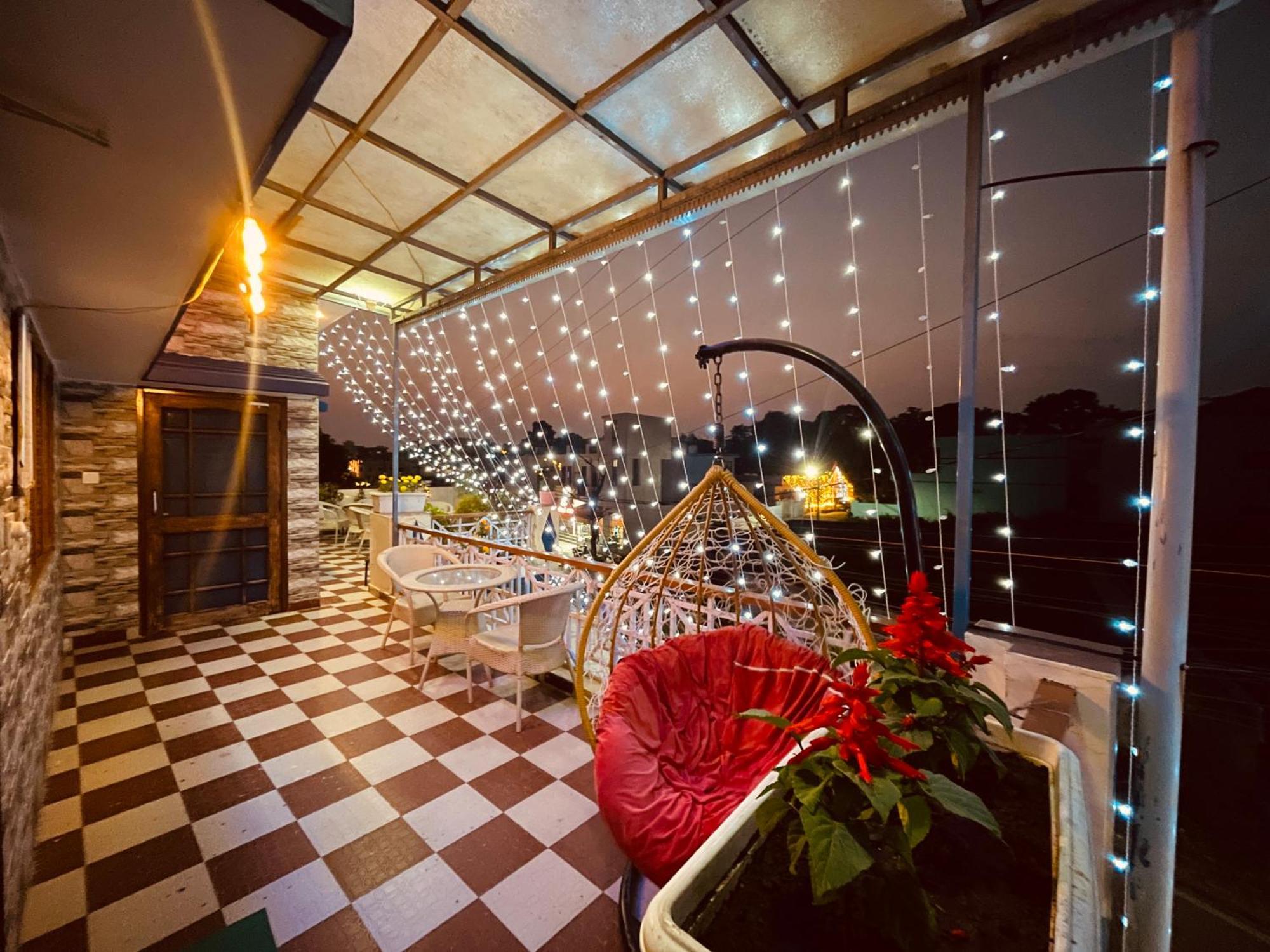 Stayble Homestay Dehradun Exterior photo